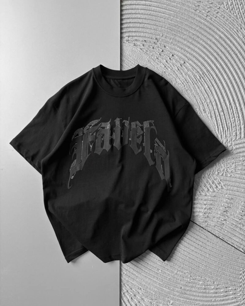 Oversized “Favela” Graphic T-Shirt – Black Gothic Print