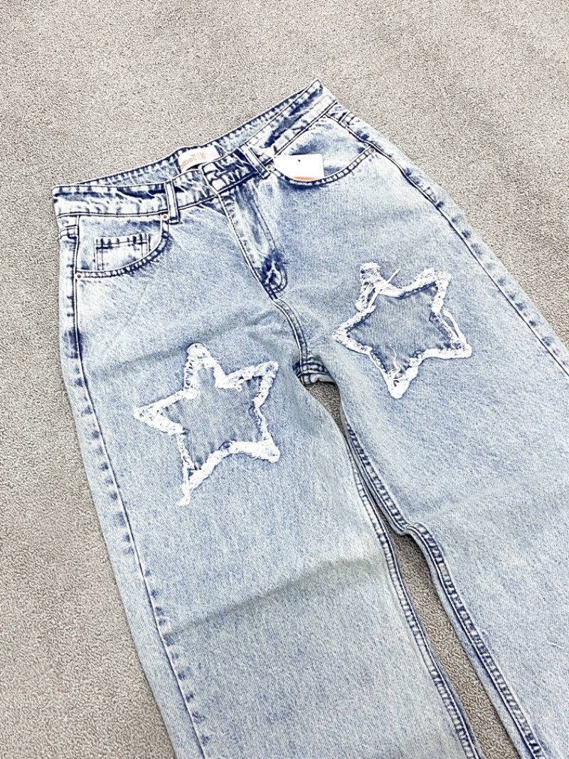 Y2K Star Patch Baggy Jeans - Image 2