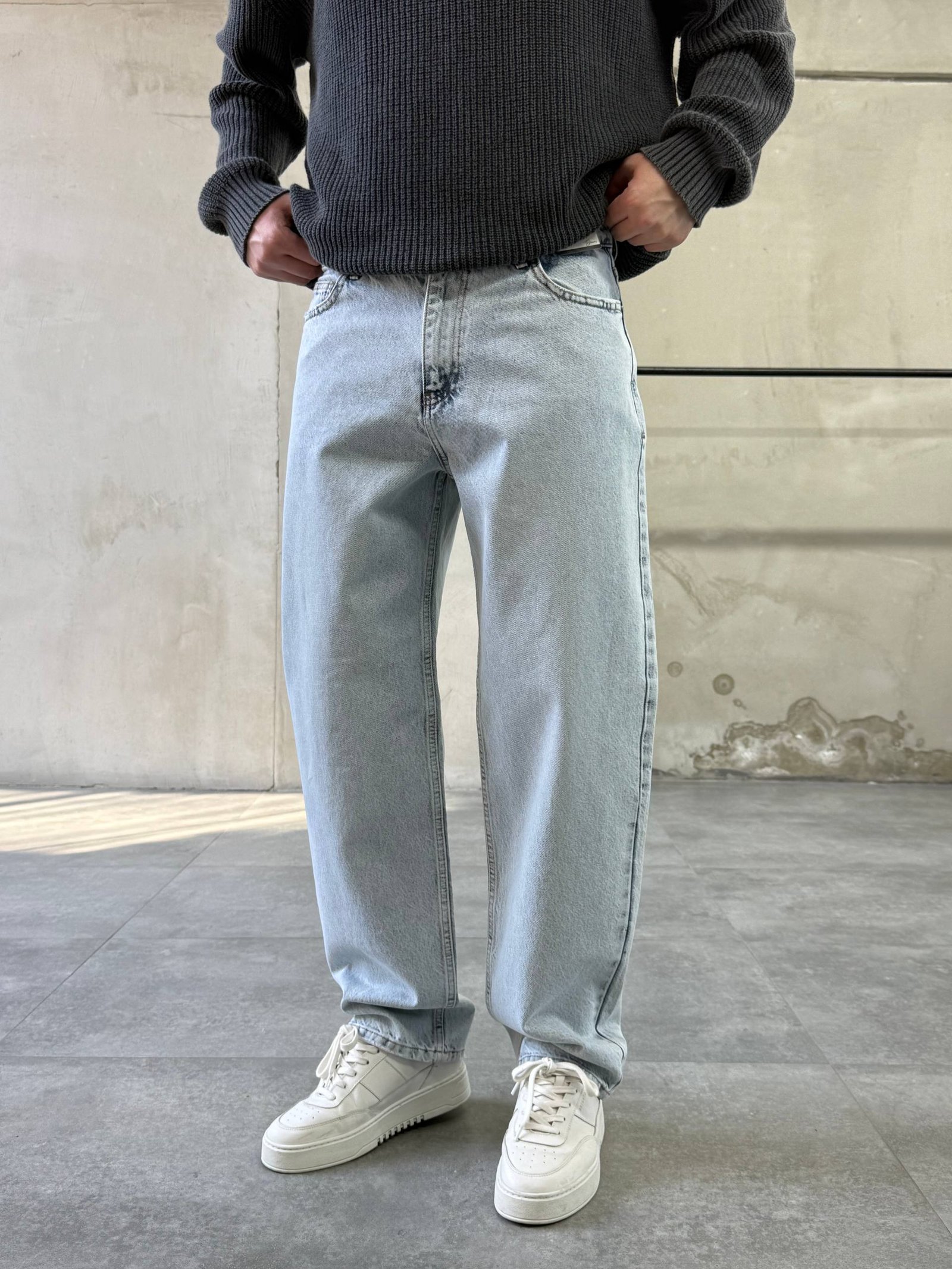Ice-Blue Wash Red Point Baggy Fit Jeans - Image 4